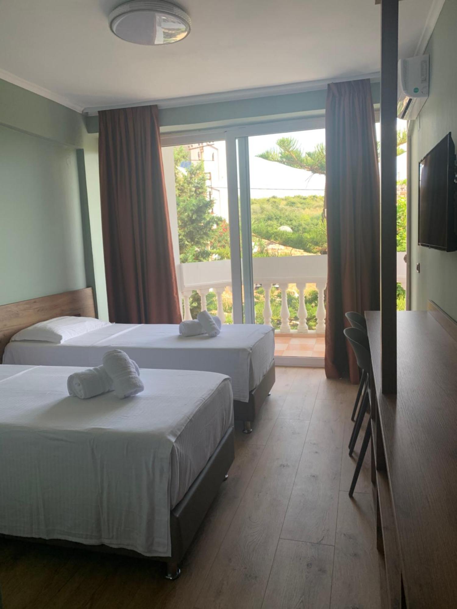 Hotel Dodona Saranda Dış mekan fotoğraf